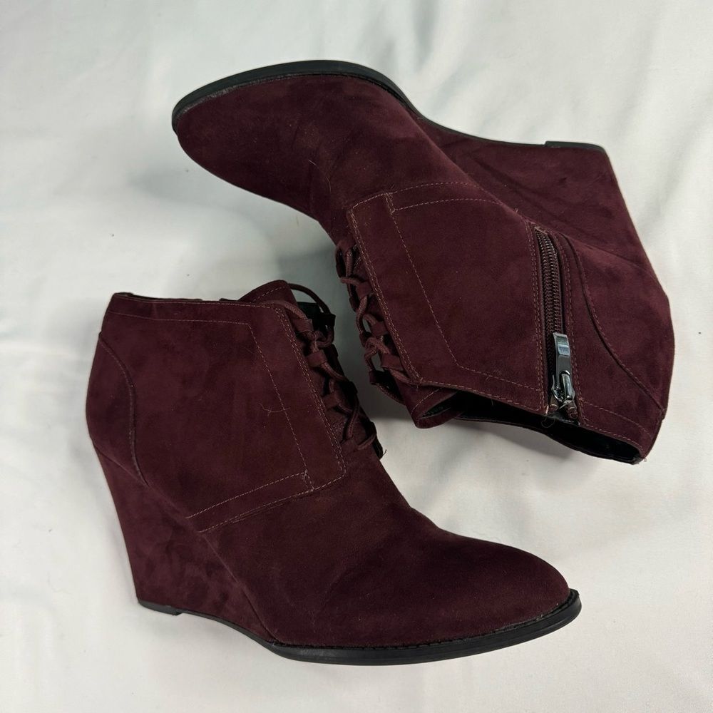 Franco Sarto Lennon Red Wine Faux Suede Lace-up Wedge Ankle Booties Size 10 M